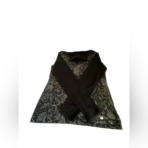 Lauren Ralph Lauren Petite Large Black/Gray Damask Turtleneck Sweater EUC